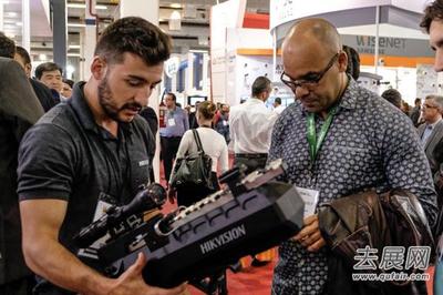 強(qiáng)強(qiáng)聯(lián)手 智安未來 昆明安防展與華強(qiáng)智慧網(wǎng)達(dá)成戰(zhàn)略合作，共推安防工程技術(shù)服務(wù)新篇章